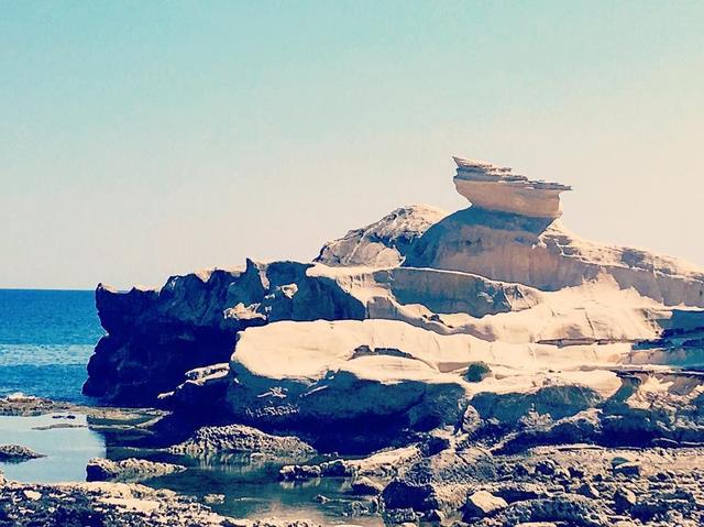 Kapurpurawan White Rock Formation, Burgos
