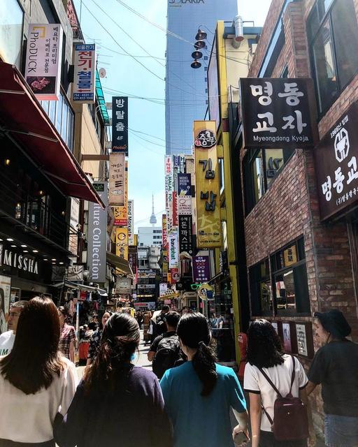 Myeongdong Street 明洞 街 명동 거리 首尔 ソウル Seoul  서울