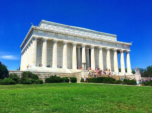 Lincoln Memorial